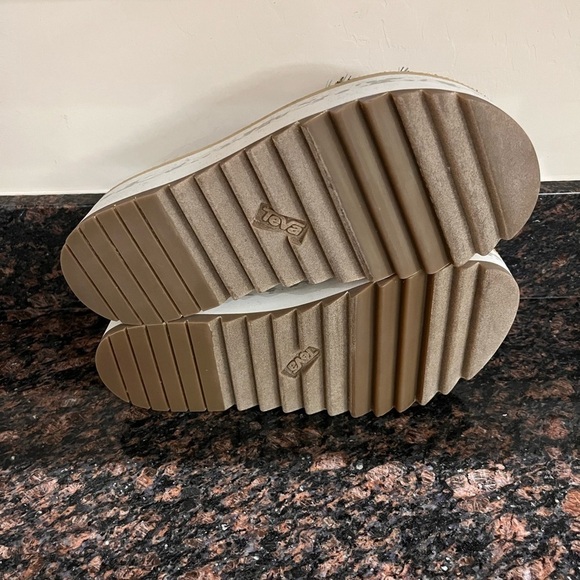 Teva Flatform Ceres Sandals Sz. 10​​​​​​​​​​​​ - Picture 6 of 7